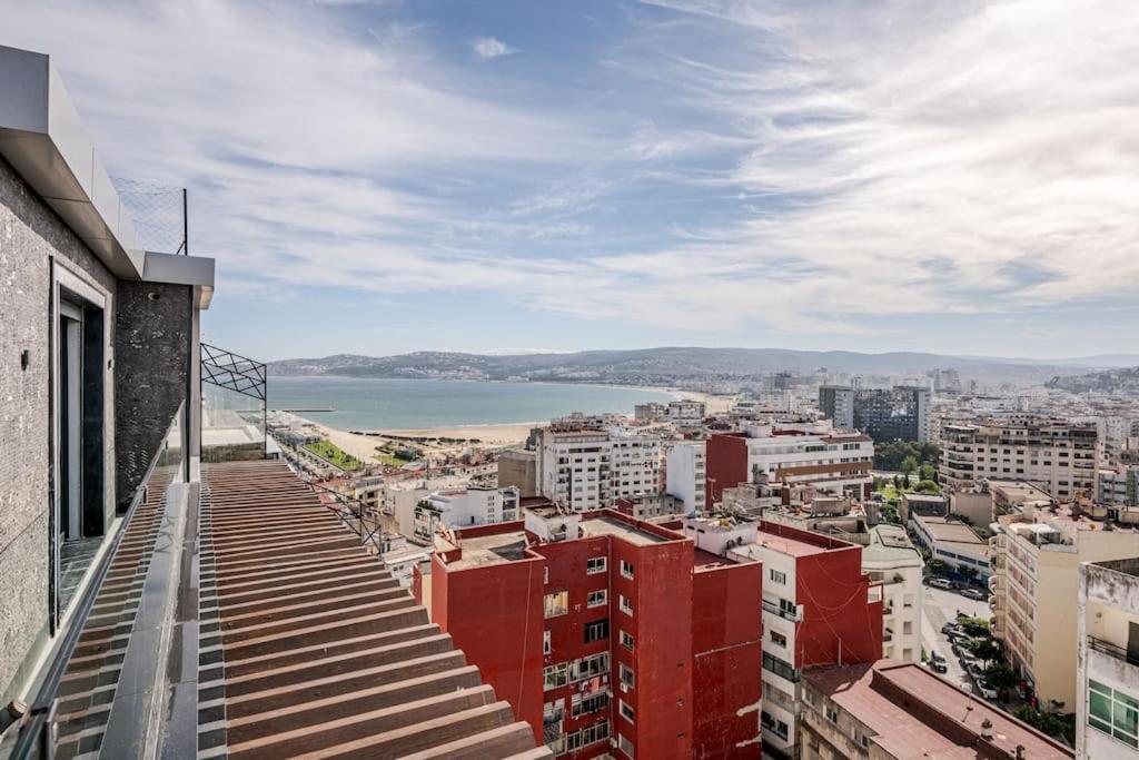 Royale Duplexe Pleine Centre Tanger Apartment Luaran gambar