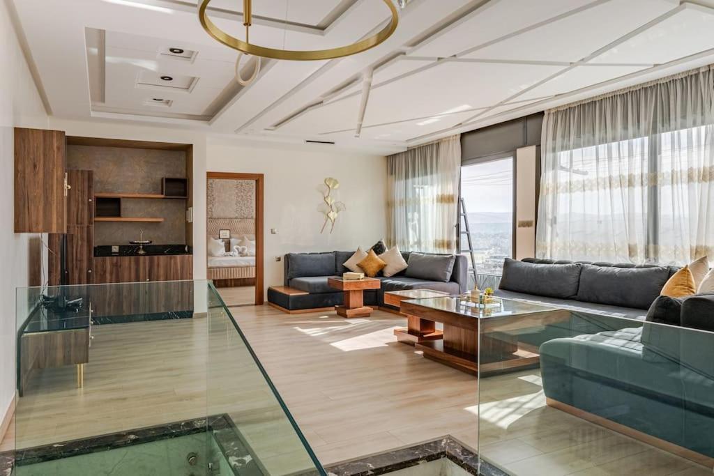 Royale Duplexe Pleine Centre Tanger Apartment Luaran gambar