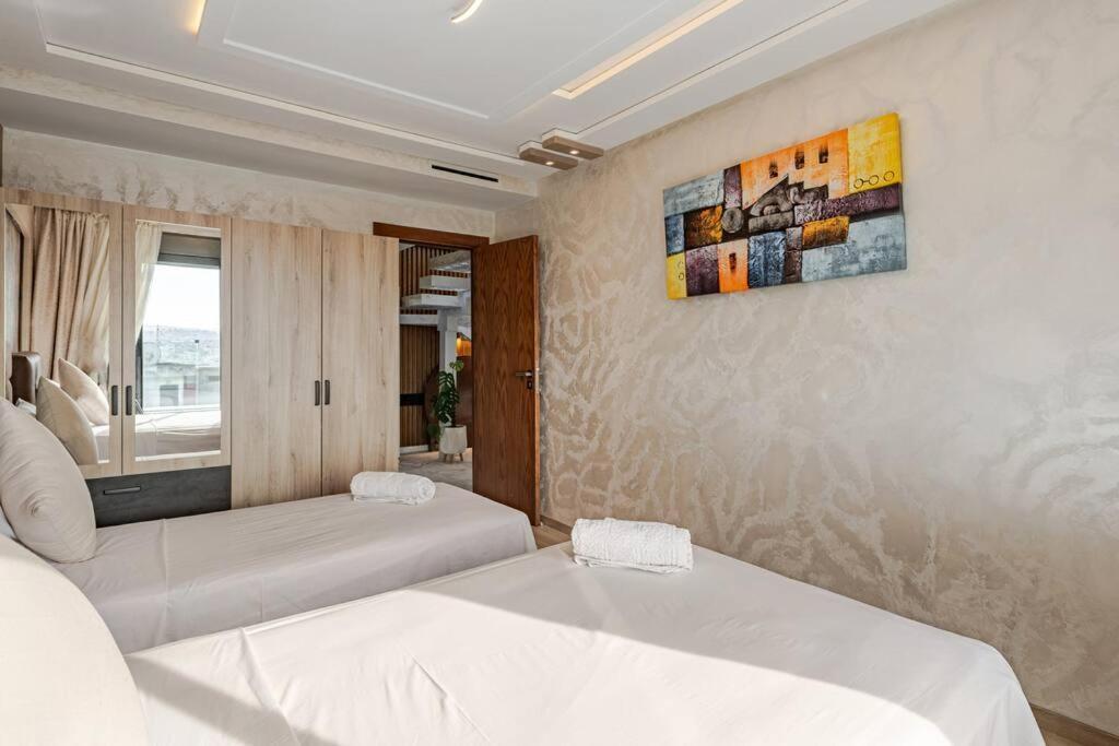Royale Duplexe Pleine Centre Tanger Apartment Luaran gambar
