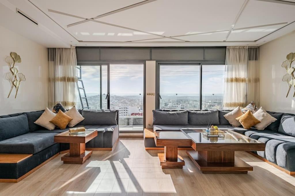 Royale Duplexe Pleine Centre Tanger Apartment Luaran gambar