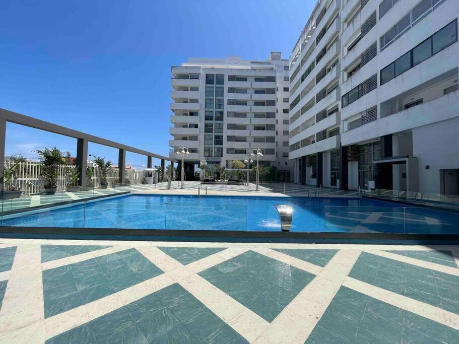 Royale Duplexe Pleine Centre Tanger Apartment Luaran gambar